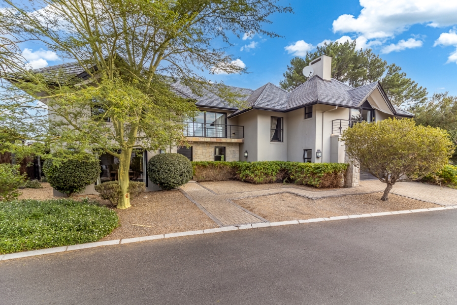 4 Bedroom Property for Sale in Pearl Valley at Val de Vie Western Cape